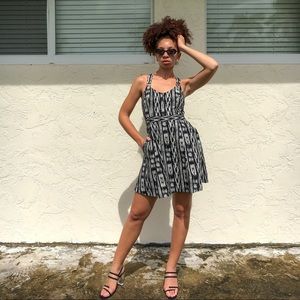 🔅 Black Ikat Print Cotton Dress with Pockets! 🔅